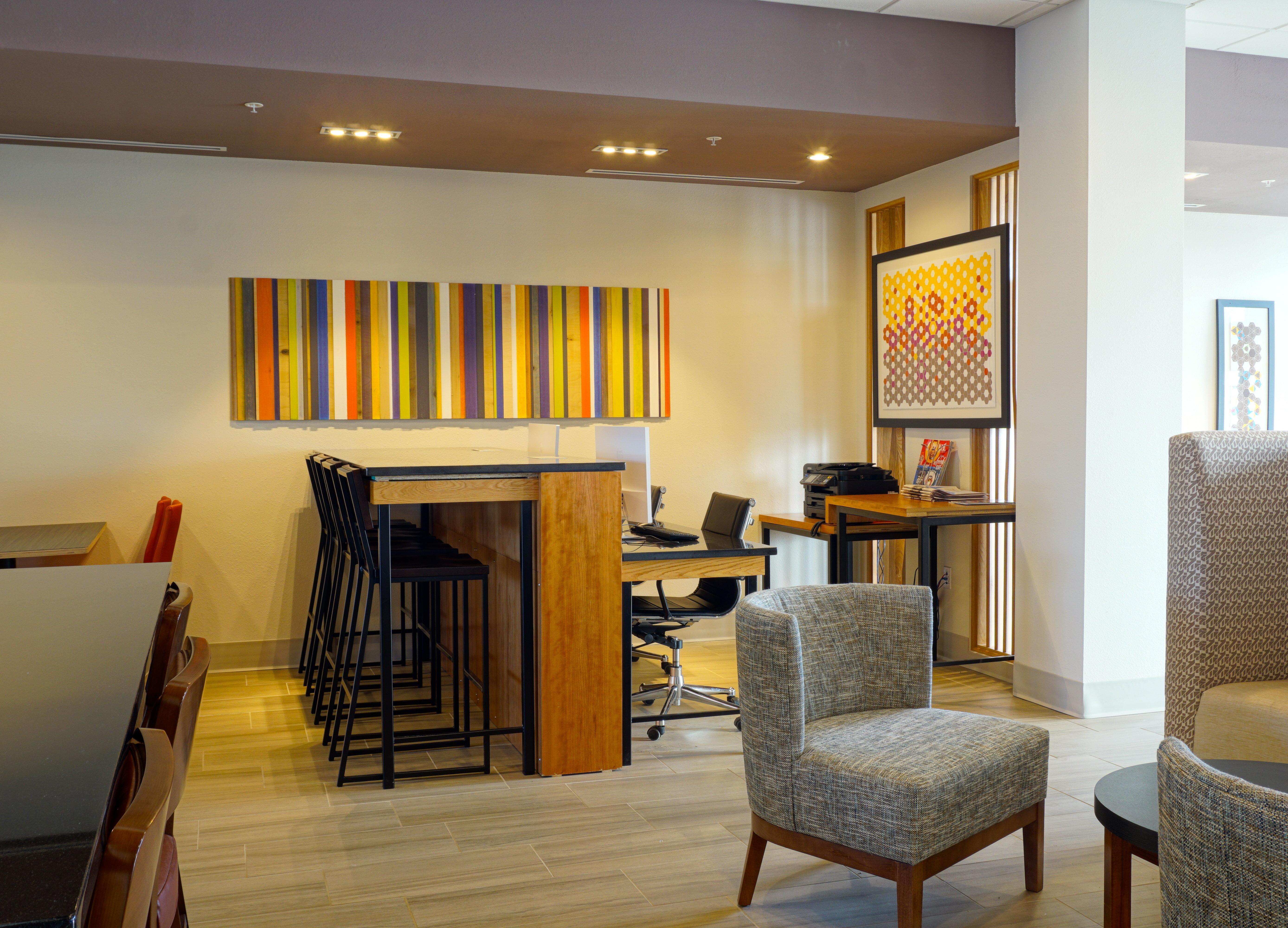 Holiday Inn Express & Suites Omaha - Millard Area By Ihg Kültér fotó