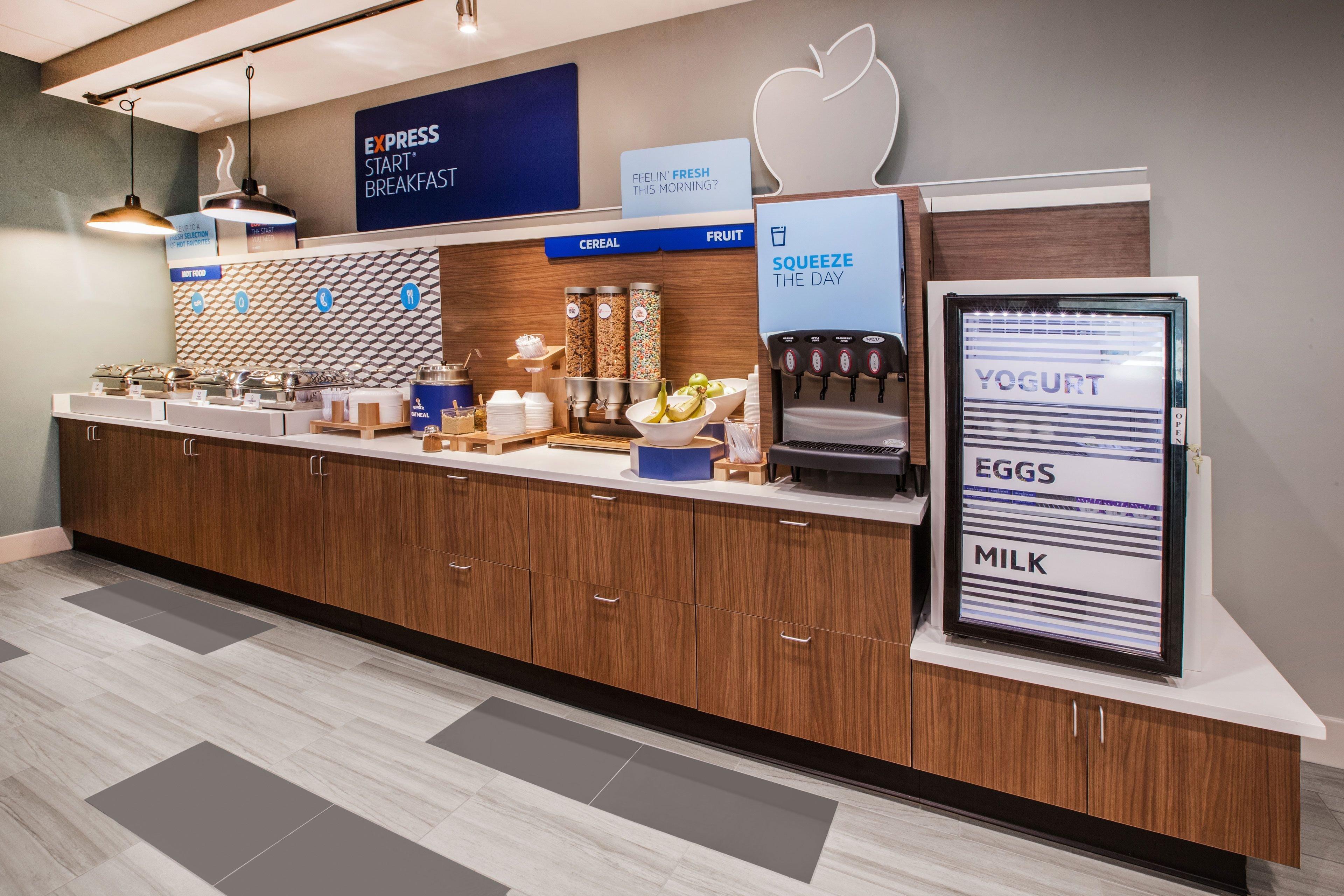 Holiday Inn Express & Suites Omaha - Millard Area By Ihg Kültér fotó